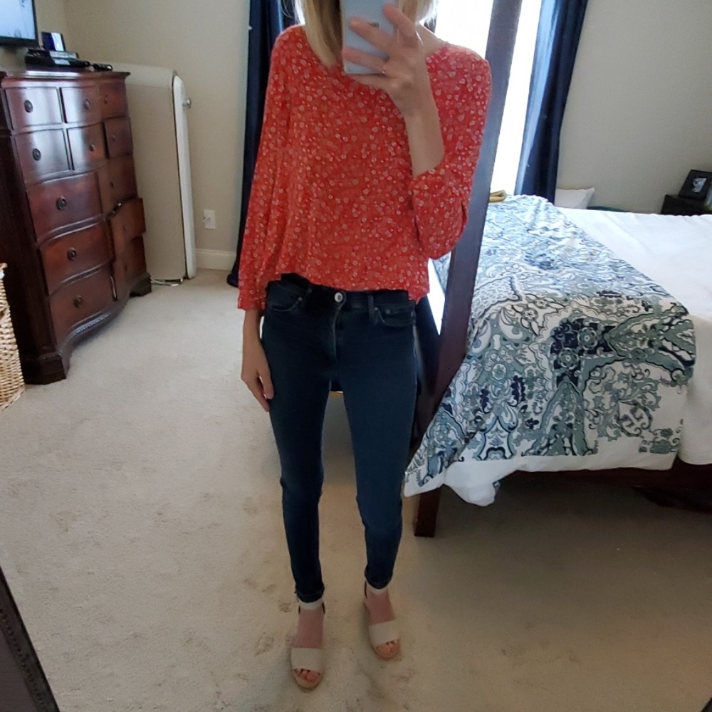 Crop top. Size Small